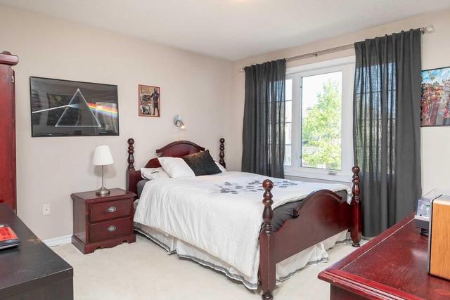 668 Snider Terr, House detached with 4 bedrooms, 4 bathrooms and 2 parking in Milton ON | Image 13