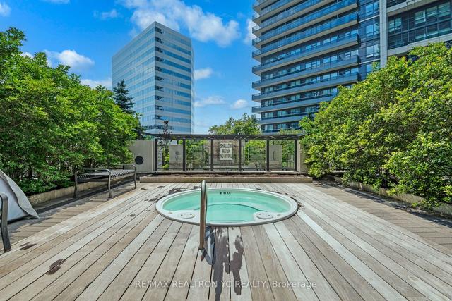 1925 - 5 Sheppard Ave E, Condo with 2 bedrooms, 2 bathrooms and 1 parking in Toronto ON | Image 27