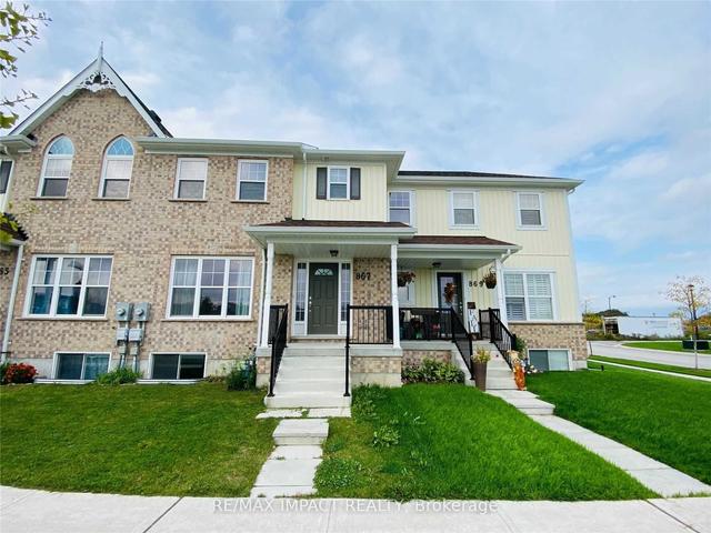 867 Broadway Blvd, House attached with 3 bedrooms, 3 bathrooms and 3 parking in Peterborough ON | Image 1