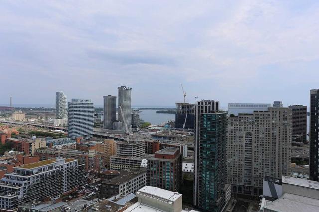 2909 - 88 Scott St, Condo with 2 bedrooms, 2 bathrooms and 1 parking in Toronto ON | Image 12