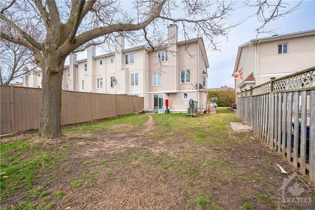 2045 Boake Street, Townhouse with 3 bedrooms, 3 bathrooms and 1 parking in Ottawa ON | Image 27