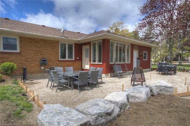 80308 Baseline Road, House detached with 3 bedrooms, 2 bathrooms and 9 parking in Central Huron ON | Image 19