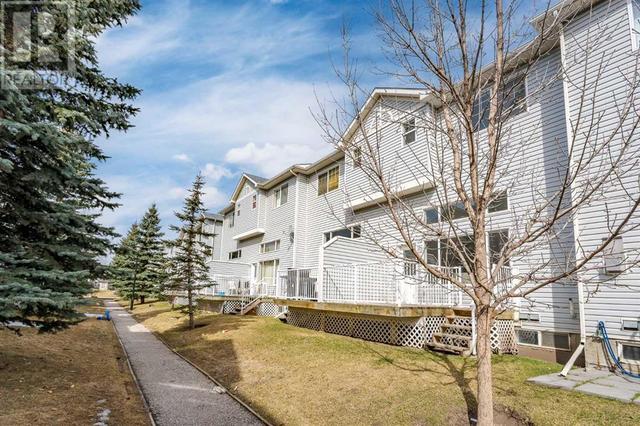 916, - 7038 16 Avenue Se, House attached with 3 bedrooms, 1 bathrooms and 2 parking in Calgary AB | Image 36