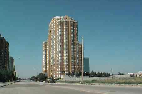 812 - 335 Webb Dr, Condo with 2 bedrooms, 2 bathrooms and null parking in Mississauga ON | Image 1