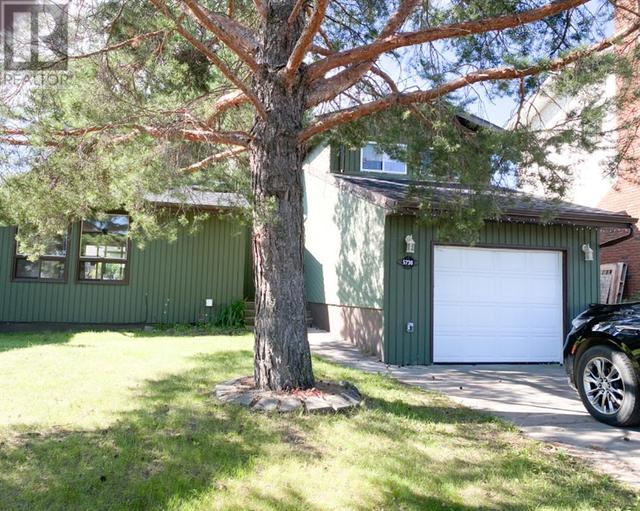 5730 - 53 Streetclose, House detached with 4 bedrooms, 1 bathrooms and 2 parking in Rocky Mountain House AB | Card Image