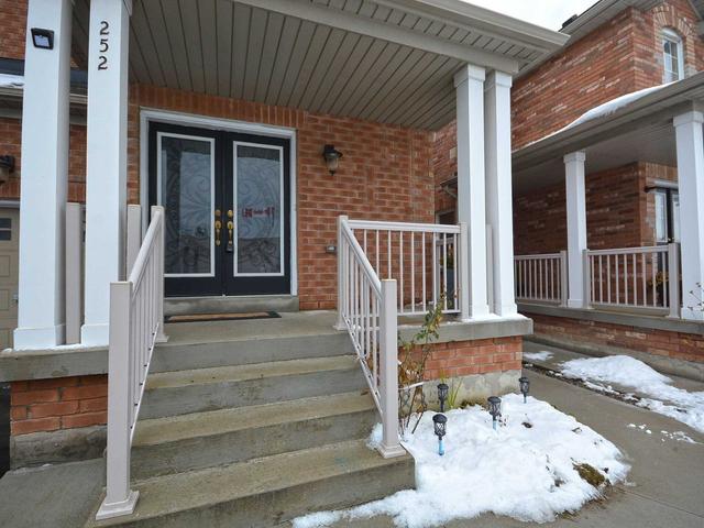 252 Brussels Ave, House semidetached with 4 bedrooms, 4 bathrooms and 3 parking in Brampton ON | Image 34