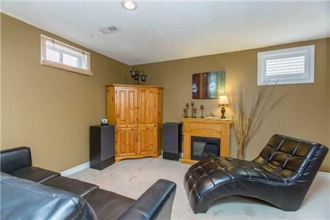 64 Logan Crt, House semidetached with 2 bedrooms, 1 bathrooms and 2 parking in Barrie ON | Image 8