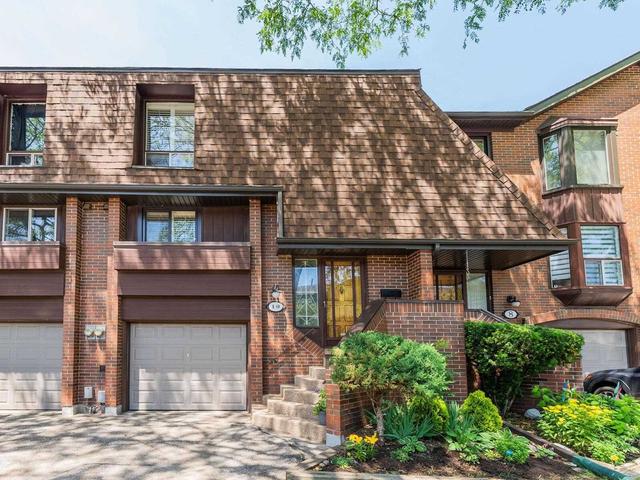 10 Gypsy Roseway, Townhouse with 3 bedrooms, 3 bathrooms and 2 parking in Toronto ON | Image 1