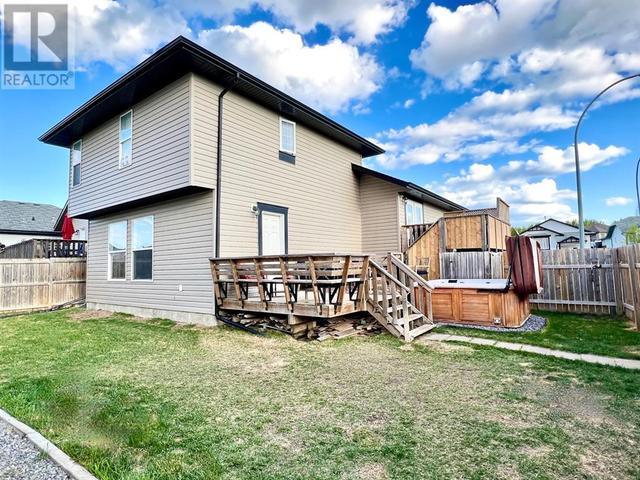 5810 44 Avenue, House detached with 3 bedrooms, 3 bathrooms and null parking in Rocky Mountain House AB | Image 23