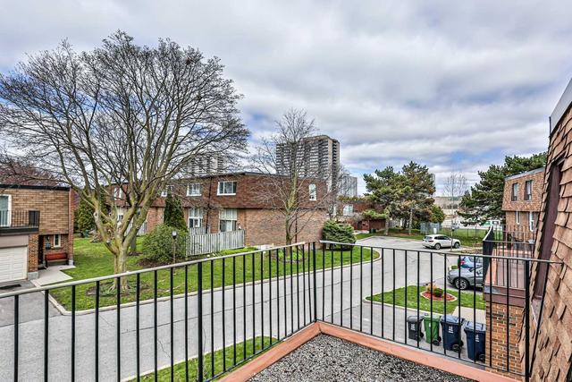 135 Huntingdale Blvd, Townhouse with 4 bedrooms, 3 bathrooms and 1 parking in Toronto ON | Image 22