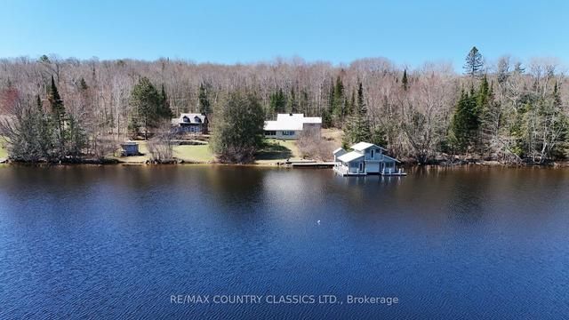 2021 North Baptiste Lake Rd, House detached with 1 bedrooms, 2 bathrooms and 8 parking in Hastings Highlands ON | Image 23