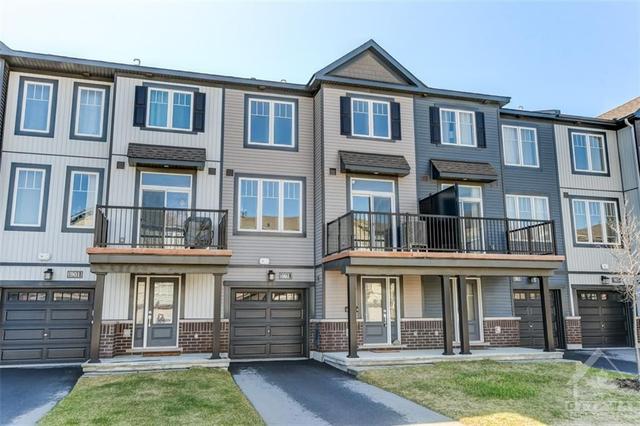903 Lixnaw Court, Townhouse with 2 bedrooms, 2 bathrooms and 2 parking in Ottawa ON | Image 2