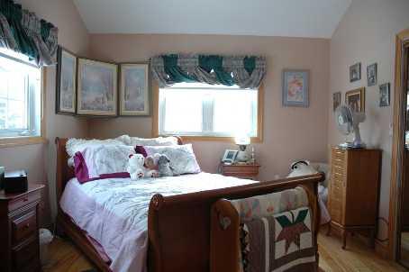 5 - 10126 Longsault Rd, Home with 2 bedrooms, 2 bathrooms and 4 parking in Clarington ON | Image 6