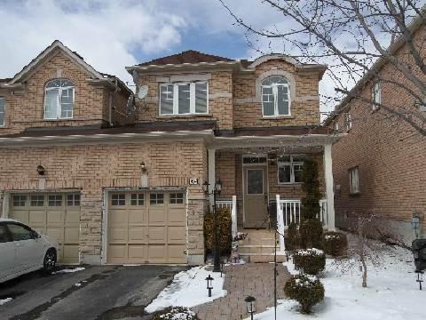 86 Maddybeth Cres, House attached with 3 bedrooms, 3 bathrooms and 3 parking in Brampton ON | Image 1