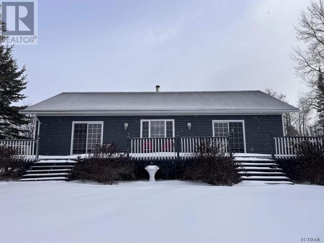 195 & 196 Silver Queen Lake Rd S, House detached with 2 bedrooms, 1 bathrooms and null parking in Cochrane ON | Image 29