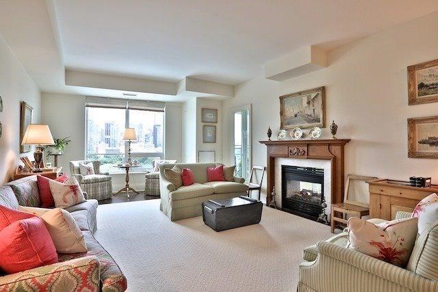 811 - 25 Scrivener Sq, Condo with 2 bedrooms, 3 bathrooms and 2 parking in Toronto ON | Image 4