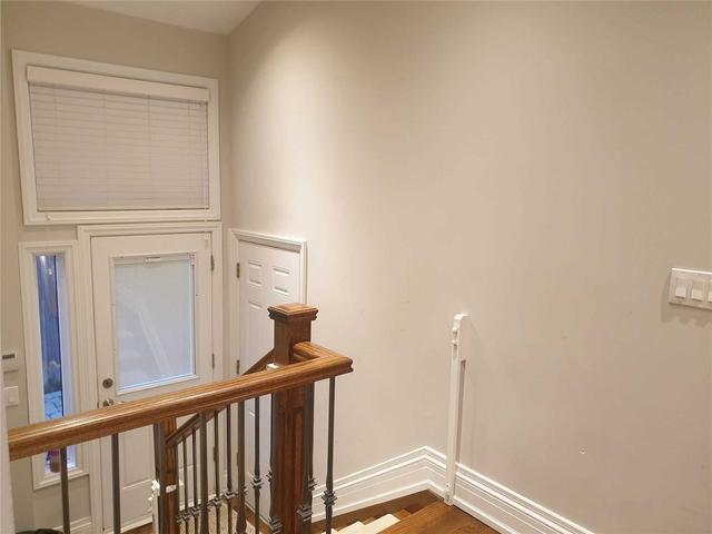 148 Viewmount Ave, House detached with 3 bedrooms, 4 bathrooms and 4 parking in Toronto ON | Image 28