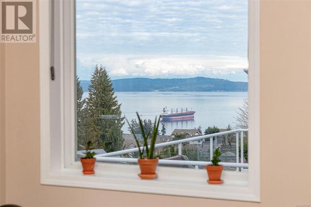 Harbour view from Great Room | Image 10