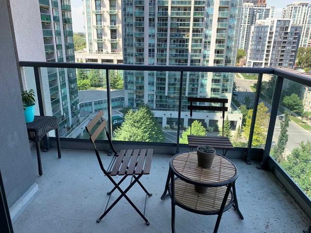 1111 - 28 Harrison Garden Blvd, Condo with 2 bedrooms, 2 bathrooms and 1 parking in Toronto ON | Image 5