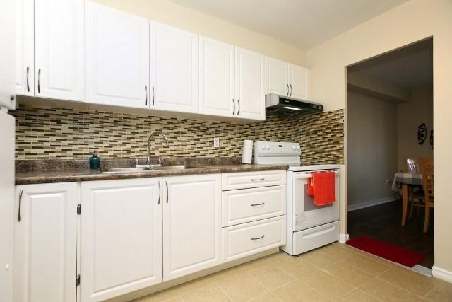 2508 - 5 Massey Sq, Condo with 2 bedrooms, 1 bathrooms and 1 parking in Toronto ON | Image 18