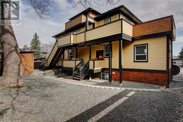 1064 Beverley Pl, House detached with 13 bedrooms, 7 bathrooms and 3 parking in Victoria BC | Image 56