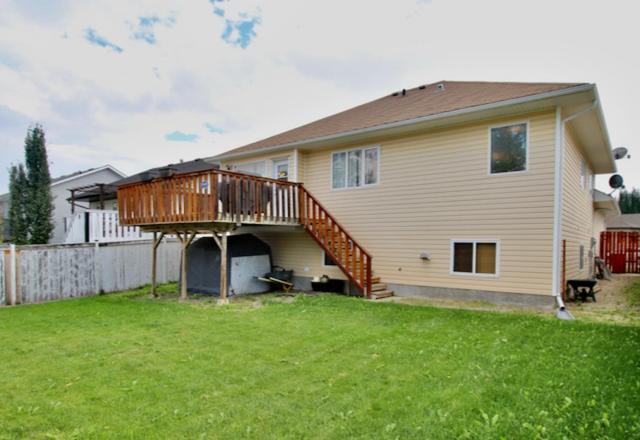 198 Mackay Crescent, House detached with 5 bedrooms, 3 bathrooms and 4 parking in Hinton AB | Image 2