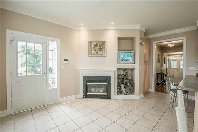 13 Thomas Bales Dr, House detached with 3 bedrooms, 4 bathrooms and 3 parking in Markham ON | Image 6
