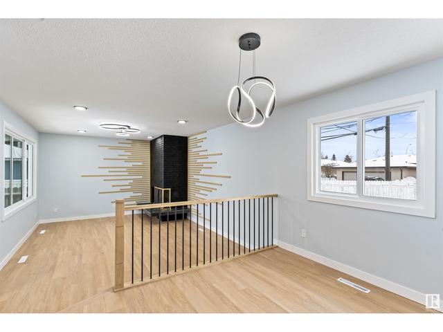 6004 89 Av Nw, House detached with 4 bedrooms, 2 bathrooms and null parking in Edmonton AB | Image 4