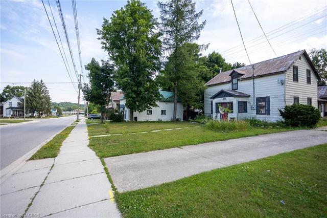 523 Claude Street, House detached with 4 bedrooms, 2 bathrooms and 4 parking in South Bruce Peninsula ON | Image 16