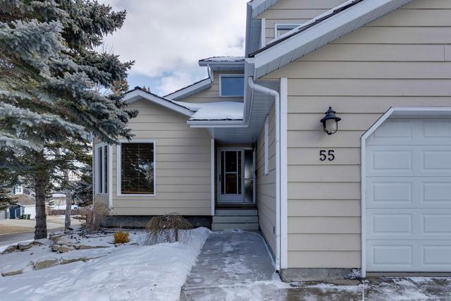 55 Stradbrooke Way Sw, House detached with 4 bedrooms, 3 bathrooms and 2 parking in Calgary AB | Image 2