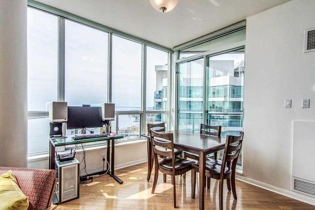 2706 - 228 Queens Quay W, Condo with 2 bedrooms, 2 bathrooms and 1 parking in Toronto ON | Image 24