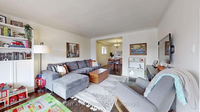 94 Belgravia Ave, House detached with 3 bedrooms, 2 bathrooms and 2 parking in Toronto ON | Image 34