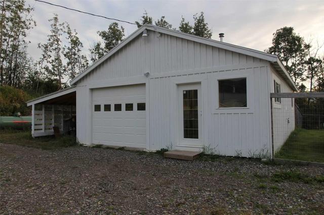 21286 Walcott Rd, House detached with 3 bedrooms, 3 bathrooms and 20 parking in Bulkley Nechako A BC | Image 4