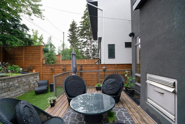 2109 20 Avenue Sw, Home with 4 bedrooms, 3 bathrooms and 4 parking in Calgary AB | Image 24