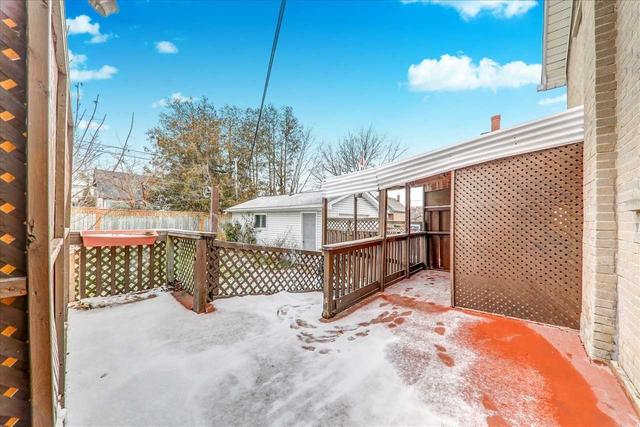 196 Albert St, House detached with 3 bedrooms, 2 bathrooms and 5 parking in Oshawa ON | Image 19