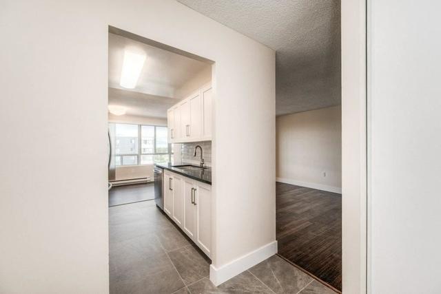 706 - 65 Highland Cres, Condo with 2 bedrooms, 1 bathrooms and 1 parking in Kitchener ON | Image 29