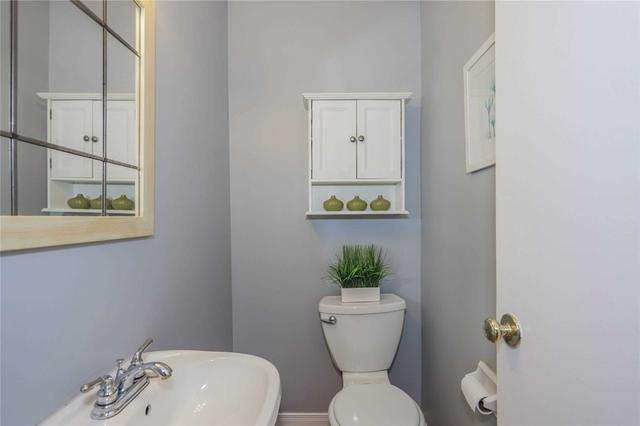 692 Wonderland Rd S, Townhouse with 3 bedrooms, 3 bathrooms and 2 parking in London ON | Image 7