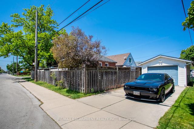 117 Beland Ave, House detached with 3 bedrooms, 2 bathrooms and 3 parking in Hamilton ON | Image 18