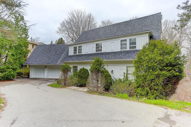 2 Farmingdale Rd, House detached with 5 bedrooms, 5 bathrooms and 8 parking in Toronto ON | Image 12