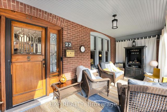 22 Stanley Ave, House detached with 5 bedrooms, 4 bathrooms and 2 parking in Hamilton ON | Image 23