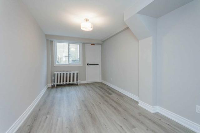 1 - 451 Leslie St, House other with 2 bedrooms, 1 bathrooms and 1 parking in Toronto ON | Image 16