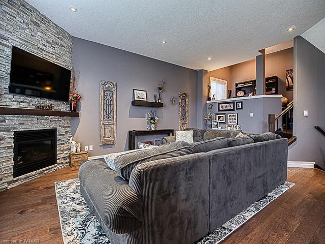 231 Dieppe Drive, House detached with 4 bedrooms, 3 bathrooms and 4 parking in Woodstock ON | Image 2