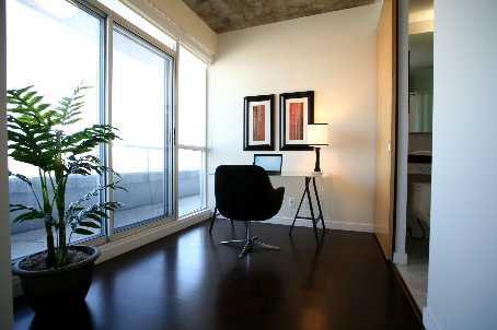 lph2 - 1 Shaw St, Condo with 2 bedrooms, 2 bathrooms and 2 parking in Toronto ON | Image 9