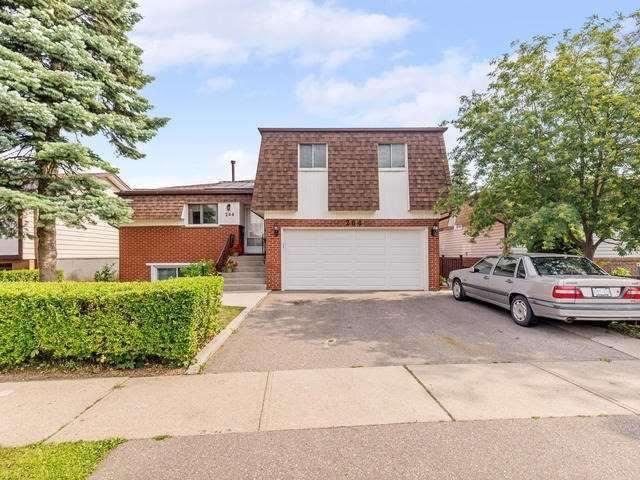 264 Hansen Rd N, House detached with 3 bedrooms, 3 bathrooms and 3 parking in Brampton ON | Image 2