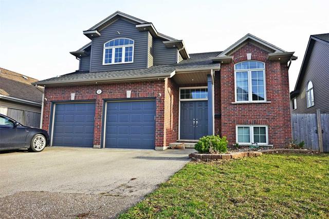 23 Water St, House detached with 6 bedrooms, 3 bathrooms and 4 parking in Thorold ON | Image 1