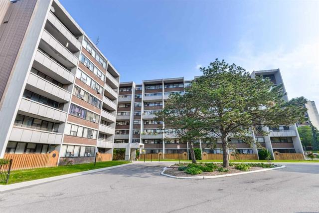 526 - 2121 Roche Crt, Condo with 2 bedrooms, 1 bathrooms and 1 parking in Mississauga ON | Image 1