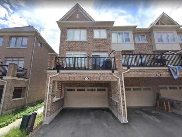 29 Sharbot Lane, House attached with 3 bedrooms, 3 bathrooms and 4 parking in Markham ON | Card Image