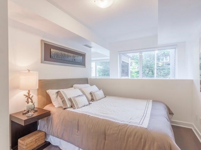 th4 - 58 Orchard View Blvd, Townhouse with 2 bedrooms, 3 bathrooms and 1 parking in Toronto ON | Image 3