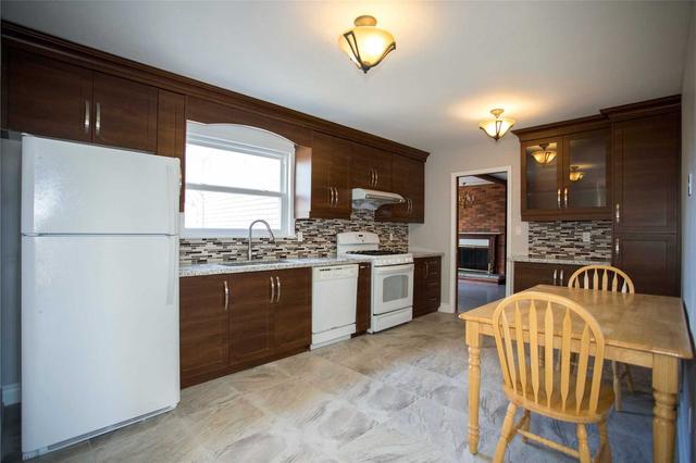 543 Huron St, House detached with 4 bedrooms, 4 bathrooms and 5 parking in London ON | Image 3