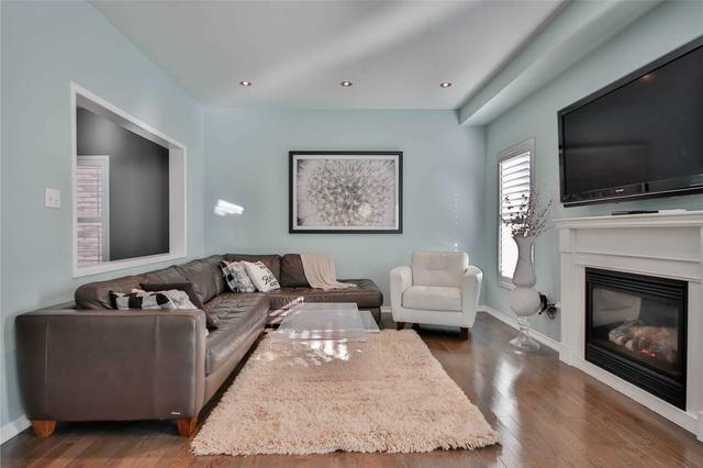 76 Muscat Cres, House detached with 4 bedrooms, 3 bathrooms and 6 parking in Ajax ON | Image 36